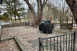 5 Surrey Ct, Mount Holly, NJ 08060 - Photo 3