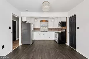 42 Maplewick Ln, Willingboro, NJ 08046 - Photo 3