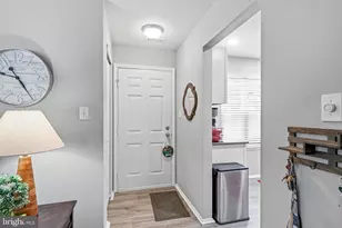 2705 Heatherstone Ct, Mount Laurel, NJ 08054 - Photo 3