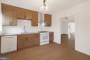 24369 W Main St, Mansfield Township, NJ 08022 - Photo 19