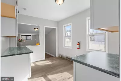 415 Wood Street, Burlington, NJ 08016 - Photo 9