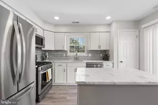 135 Buckingham Way, Mount Laurel, NJ 08054 - Photo 13