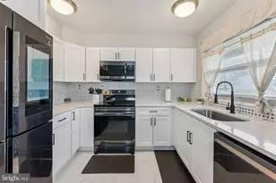 168 Millbrook Dr, Willingboro, NJ 08046 - Photo 11