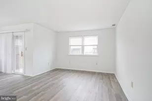 10 Florence Tollgate Pl, Burlington, NJ 08016 - Photo 7