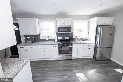 802 W Front Street, Florence, NJ 08518 - Photo 11