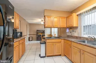 33 Belmont Ln, Willingboro, NJ 08046 - Photo 9