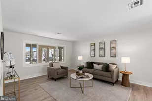 55 Sheffield Pl, Southampton, NJ 08088 - Photo 3