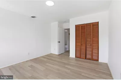 1242 Liberte Court, Burlington, NJ 08016 - Photo 9