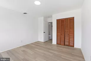 1242 Liberte Ct, Burlington, NJ 08016 - Photo 9