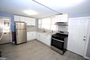 414 Lawrence St, Burlington, NJ 08016 - Photo 5