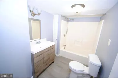 414 Lawrence Street, Burlington, NJ 08016 - Photo 7