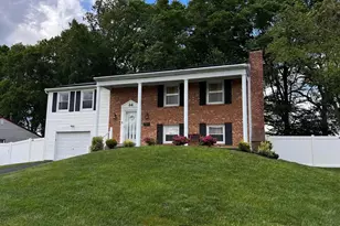 44 Ember Ln, Willingboro, NJ 08046 - Photo 1