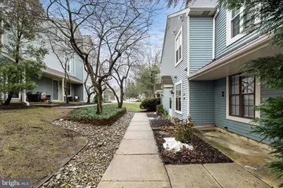 155 Bradford Court, Mount Laurel, NJ 08054 - Photo 5