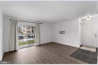 155 Bradford Court, Mount Laurel, NJ 08054 - Photo 9