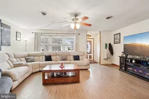 46 Gramercy Pl, Southampton, NJ 08088 - Photo 9