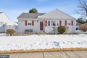 21 Paul Rd, Maple Shade, NJ 08052 - Photo 1