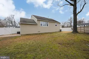 11 Heritage Rd, Marlton, NJ 08053 - Photo 7