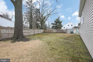 11 Heritage Rd, Marlton, NJ 08053 - Photo 9