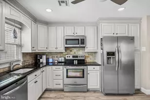 3 Sheffield Pl, Southampton, NJ 08088 - Photo 11