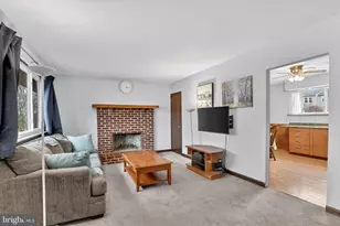 204 S Garden Blvd, Beverly, NJ 08010 - Photo 11