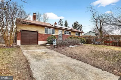 204 S Garden Boulevard, Beverly, NJ 08010 - Photo 5