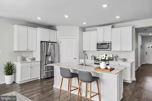 208 Congressional Ct, Moorestown, NJ 08057 - Photo 7