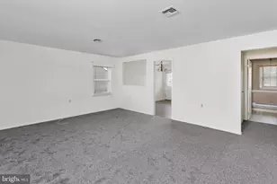 47 Chatham Pl, Southampton, NJ 08088 - Photo 7