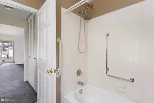 47 Chatham Pl, Southampton, NJ 08088 - Photo 15