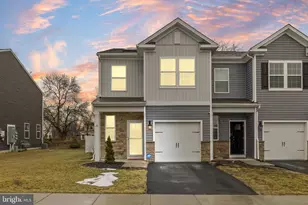 25 Katherine Dr, Burlington, NJ 08016 - Photo 1