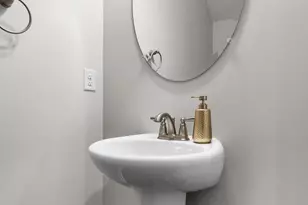 25 Katherine Dr, Burlington, NJ 08016 - Photo 15