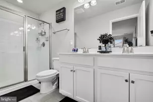 25 Katherine Dr, Burlington, NJ 08016 - Photo 19