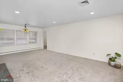 949 US Highway Route 206, Bordentown, NJ 08505 - Photo 9