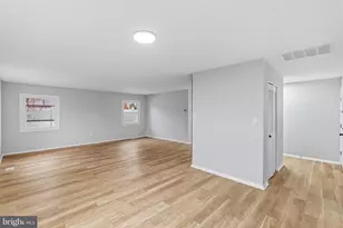 111 Hazelwood Cir, Willingboro, NJ 08046 - Photo 5