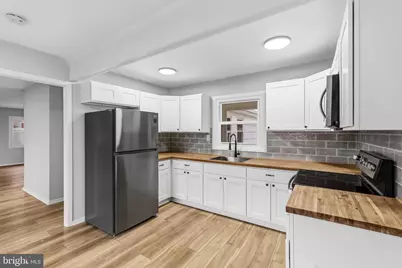 111 Hazelwood Circle, Willingboro, NJ 08046 - Photo 9