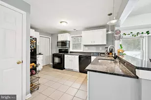 441 Independence Dr, Burlington, NJ 08016 - Photo 7