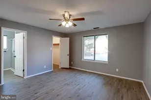 2118 Greenwood Ct, Mount Laurel, NJ 08054 - Photo 9