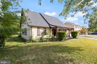 38 Hamilton Ln, Willingboro, NJ 08046 - Photo 3