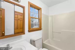 20 Bunting Bridge Rd, Cookstown, NJ 08511 - Photo 19