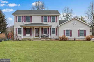 20 Bunting Bridge Rd, Cookstown, NJ 08511 - Photo 1