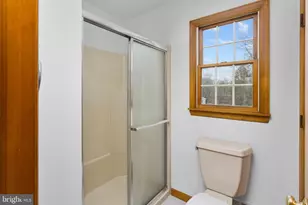 20 Bunting Bridge Rd, Cookstown, NJ 08511 - Photo 17