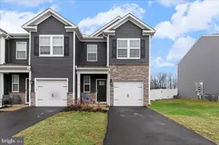 14 Peregrine Way, Burlington, NJ 08016 - Photo 1