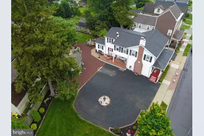 124 E Burlington Street, Bordentown, NJ 08505 - Photo 3