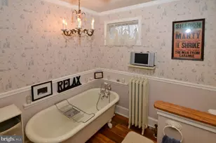 124 E Burlington St, Bordentown, NJ 08505 - Photo 29