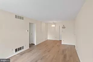 562 Willow Turn, Mount Laurel, NJ 08054 - Photo 5