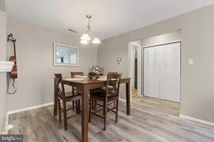 1302 Sedgefield Dr, Mount Laurel, NJ 08054 - Photo 9