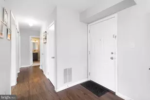 8 Florence Tollgate Pl, Burlington, NJ 08016 - Photo 9