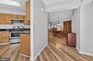 8 Peppergrass Dr N, Mount Laurel, NJ 08054 - Photo 3