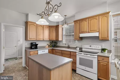 135 Paisley Place, Hainesport, NJ 08036 - Photo 7