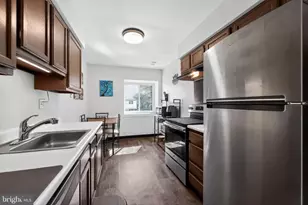 196 Hunter Ct, Marlton, NJ 08053 - Photo 11