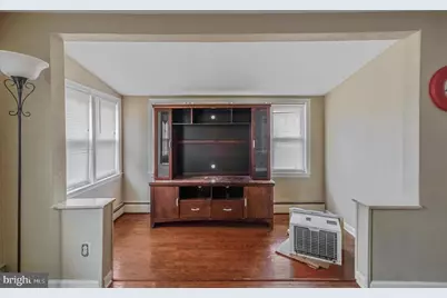827 Olive Street, Florence, NJ 08554 - Photo 5